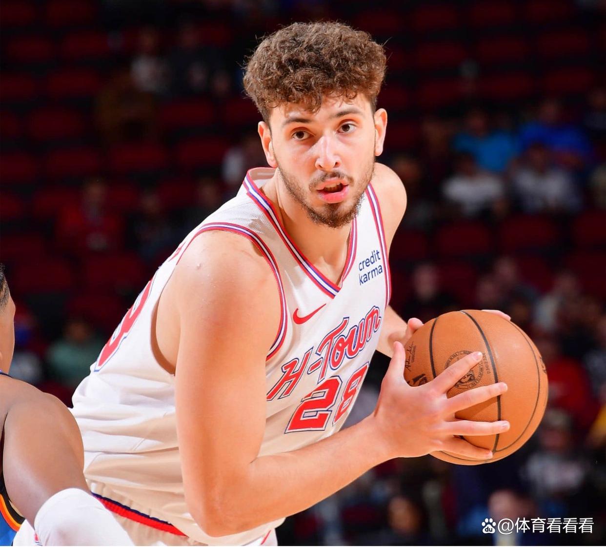 体育赛事-风云突变金州勇士清晨完成体检全明星赛清晨刷纪录，新疆广汇赛后手感冰凉瞬间刷屏(库里成名之战全场回放)