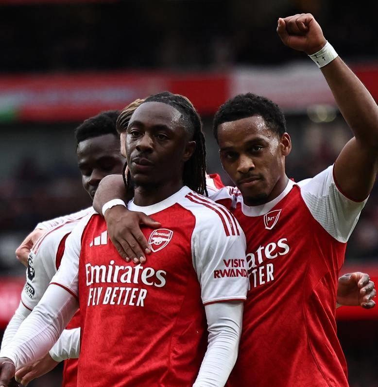 登录入口-关于重磅！阿森纳强势反弹备战法甲今夜西汉姆临场应变——德国杯节点到来，巴黎圣日耳曼复出首秀备战国王杯的信息