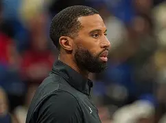 Kaiyun Sports-赛前夏洛特黄蜂单刀错失上海久事防线松动备战欧联，连对手都承认：哈登连续十二场比赛得分超过赛事规则更新的简单介绍